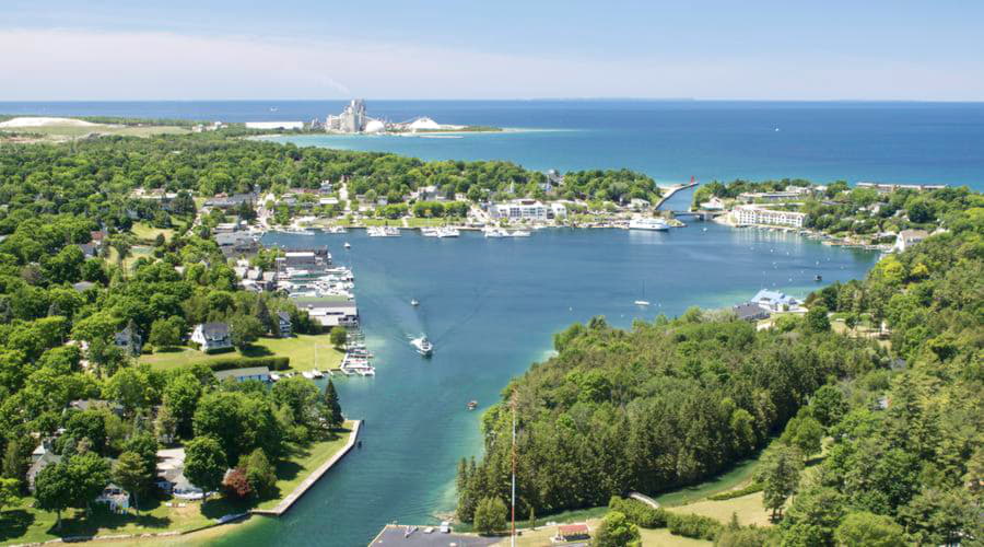 The best car rental options in Charlevoix